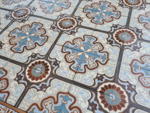 Art-nouveau floor tiles
