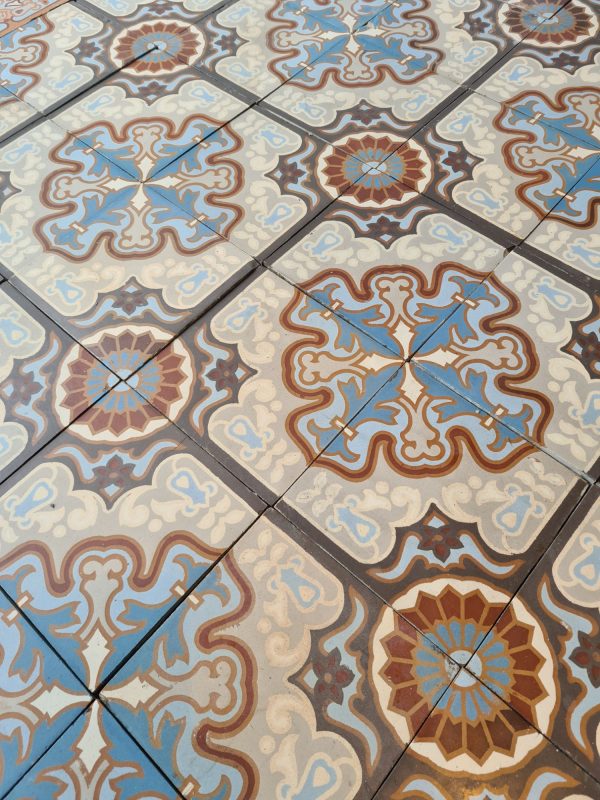 Reclaimed patterned tiles