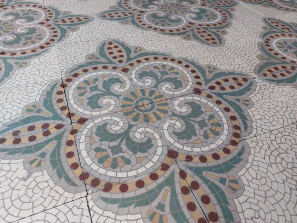 False mosaic tiles with 16 tile flower pattern