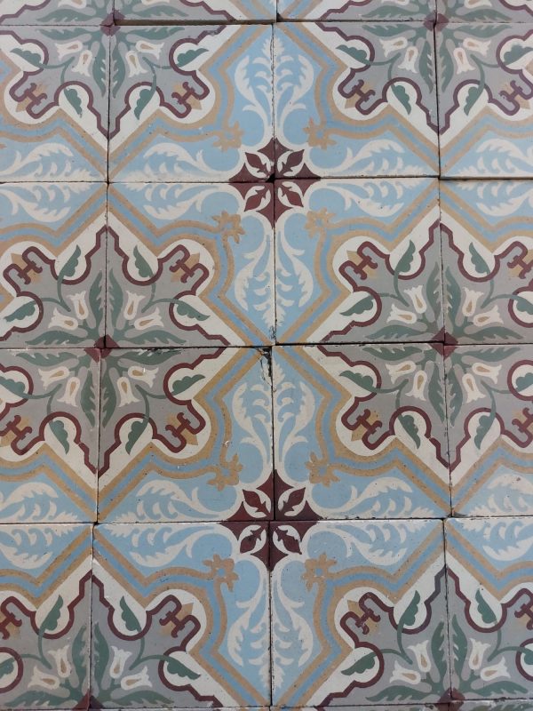 Antique reclaimed tiles with art-nouveau pattern (pré 1914)